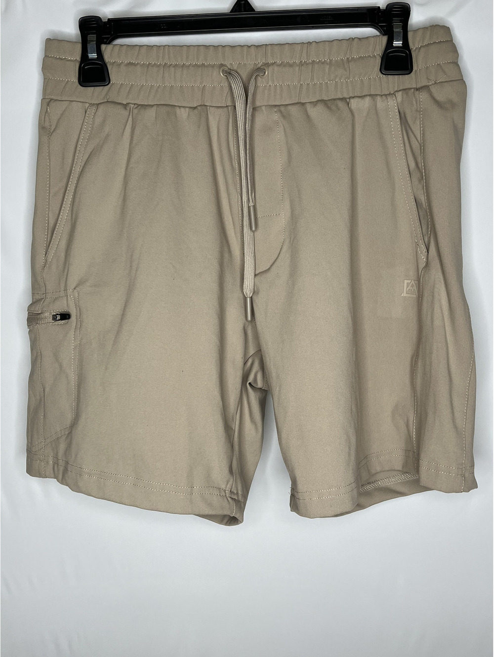 NWT Avalanche Men's Tan Shorts Size Small